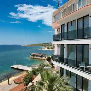hotel-piccolino-sarande.albaniahotels.org/
