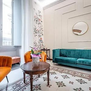 Apartment Three Via Roma